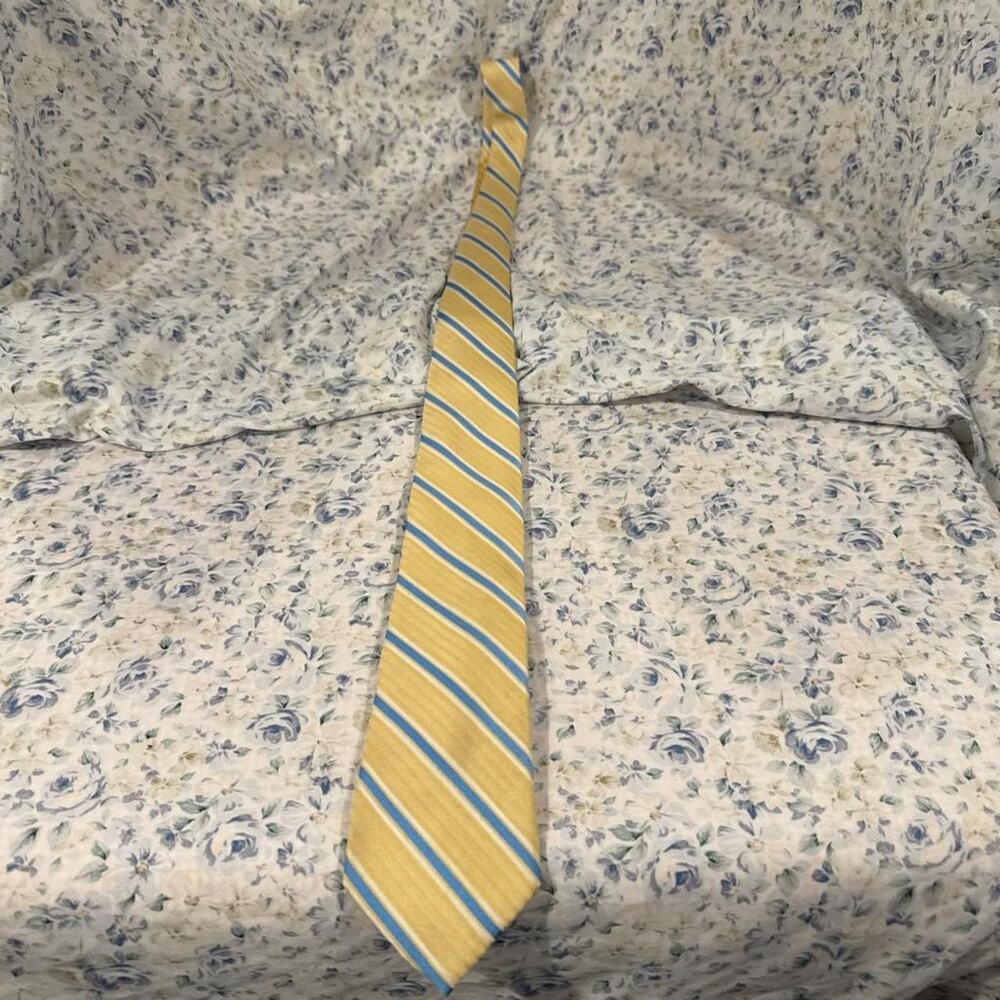 Perry ellis yellow blue striped